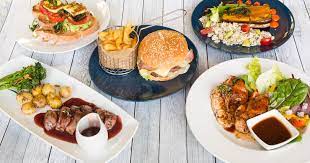 Coco's Bar and Kitchen - Oval